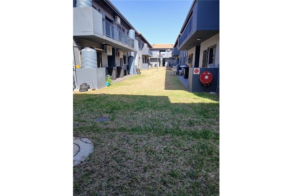 Residential - وحده سكنيه - Trenance Manor, KwaZulu Natal - South Africa - 18 - 1031388048-73