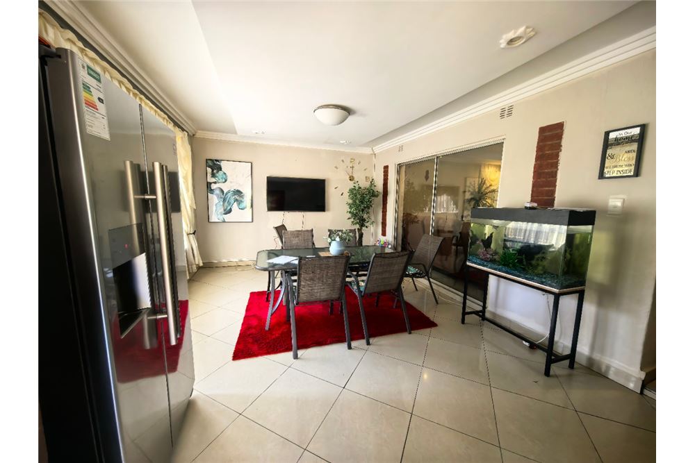 Residential - تاون هاوس - Liefde En Vrede, Gauteng - South Africa - 5 - 1031005001-62