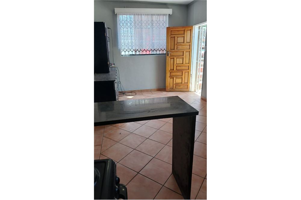 Residencial - Casa - Mountain View, Gauteng - South Africa - 30 - 1031414116-83