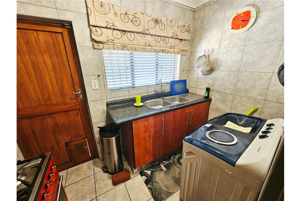 Residential - Αυτόνομη κατοικία - Rooihuiskraal, Gauteng - South Africa - 12 - 1031393046-415