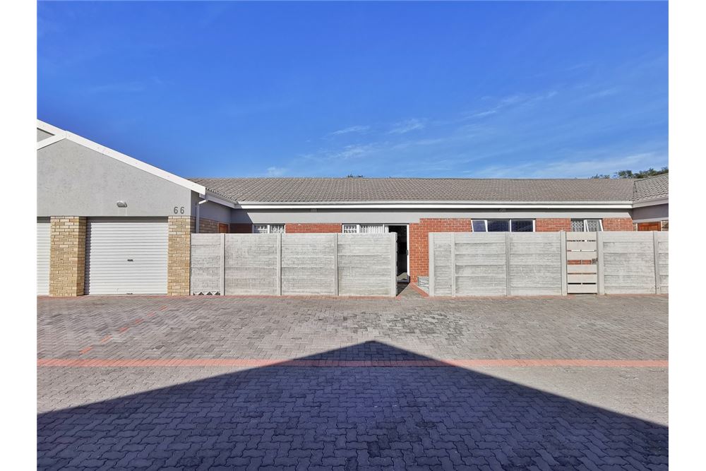 Residential Townhouse Lorraine, Eastern Cape South Africa