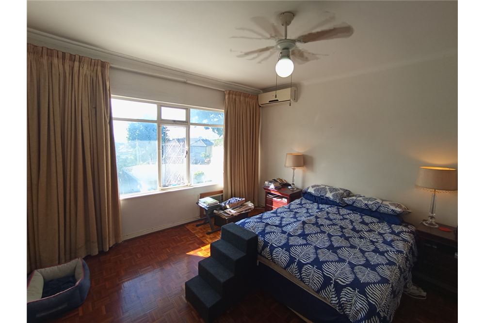 Dzīvojamais - Pilsētas savrupmāja - Bulwer, KwaZulu Natal - South Africa - 21 - 1031389007-102