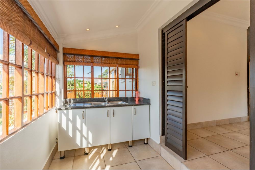 Residential - Hiša večstanovanjska - Essenwood, KwaZulu Natal - South Africa - 33 - 1031389006-964