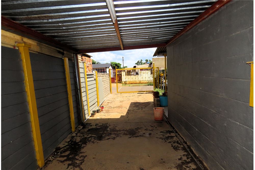 Residencial - Casa - Eersterust, Gauteng - South Africa - 22 - 1031414016-158