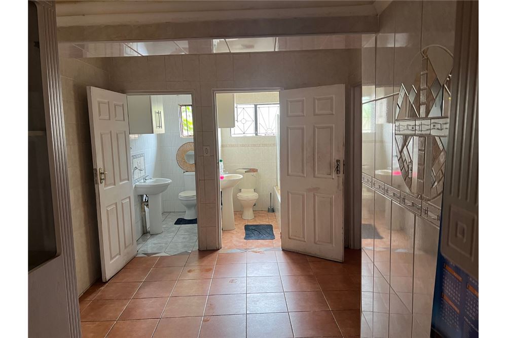 Residential - House - Soshanguve L, Gauteng - South Africa - 11 - 1031414015-772