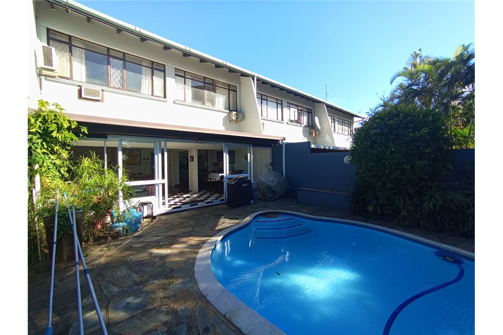 Dzīvojamais - Pilsētas savrupmāja - Bulwer, KwaZulu Natal - South Africa - 3 - 1031389007-102