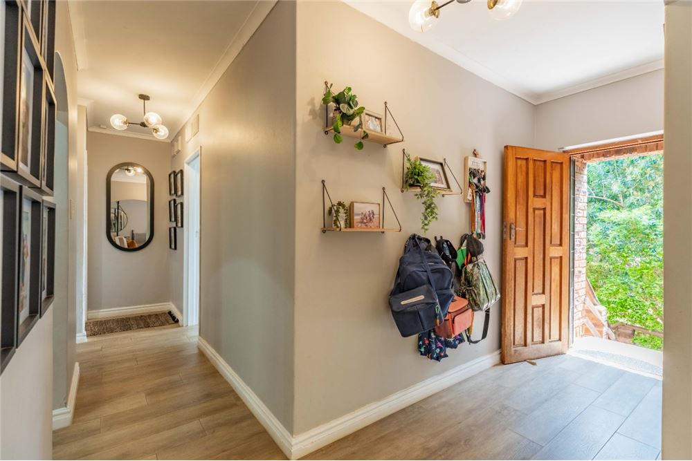 Rezidential - Case/Vile - Glen Anil, KwaZulu Natal - South Africa - 21 - 1031465099-130