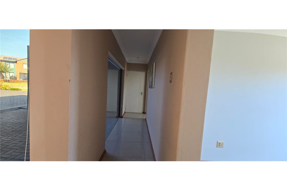 Residencial - Casa - Zambezi Manor Lifestyle Estate, Gauteng - South Africa - 42 - 1031414140-37