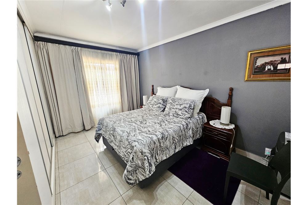 Residential - Αυτόνομη κατοικία - Rooihuiskraal, Gauteng - South Africa - 27 - 1031393046-415
