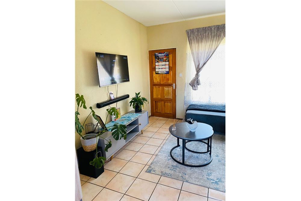 住宅 - 联排别墅 - Groblerpark, Gauteng - South Africa - 8 - 1031444190-12