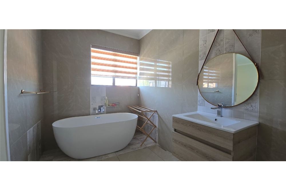 Residencial - Casa - Zambezi Manor Lifestyle Estate, Gauteng - South Africa - 31 - 1031414140-37