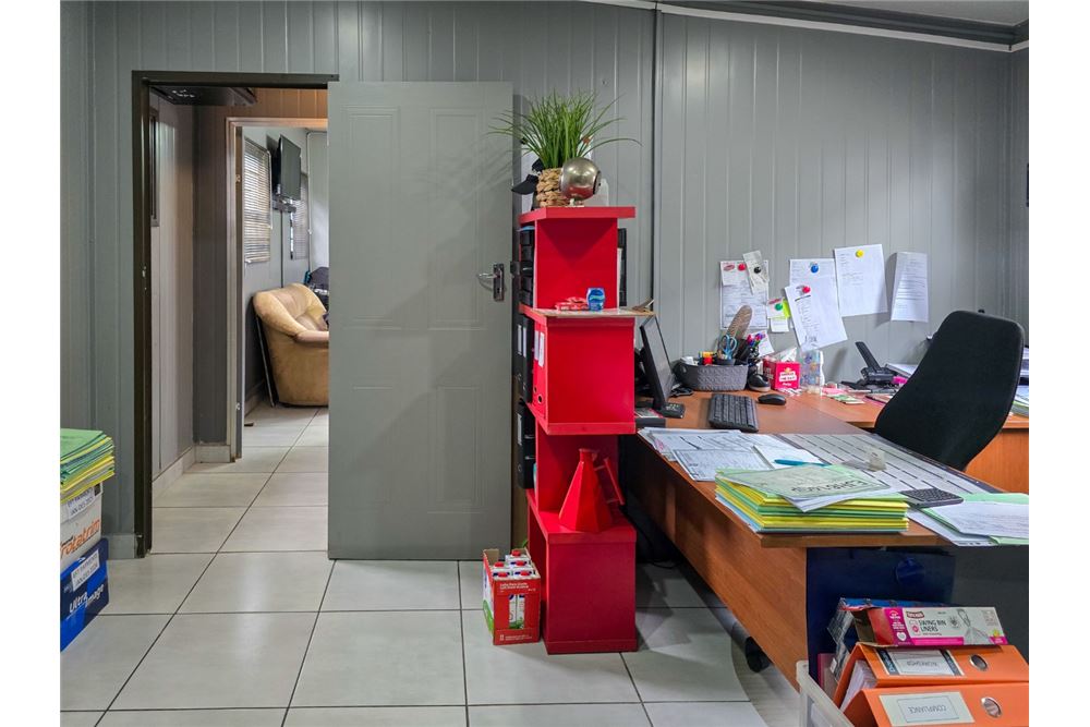 Commercial - Commercial/Retail - Annlin, Gauteng - South Africa - 16 - 1031414140-50