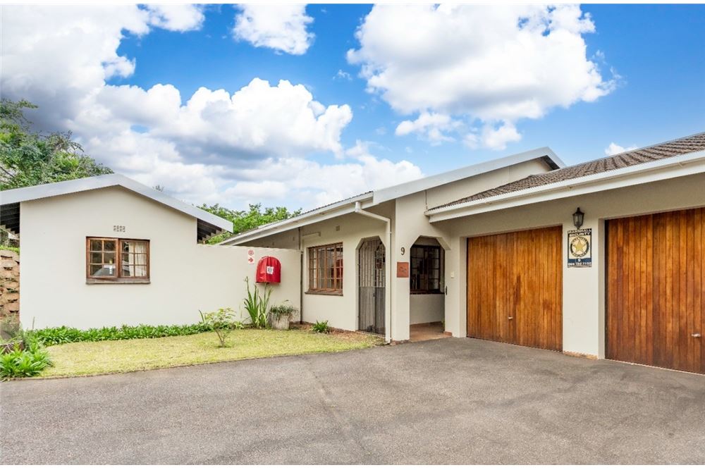 Residential - Townhouse - Durban North, KwaZulu Natal - South Africa - 25 - 1031465022-883