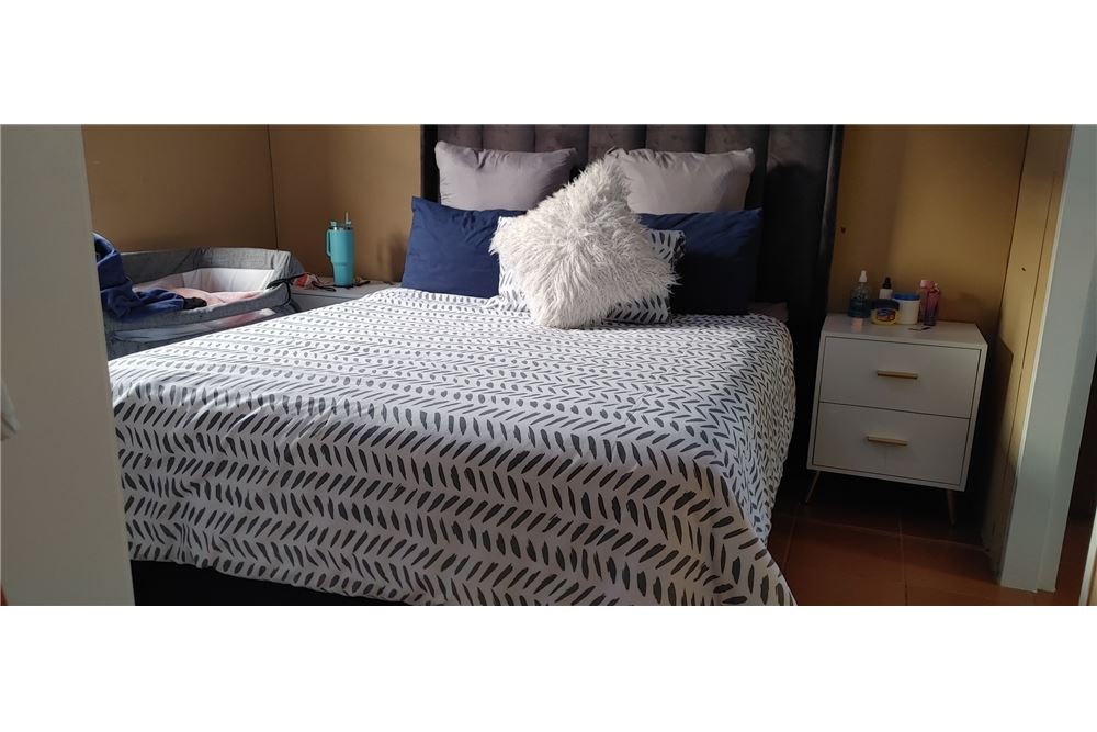 Residential - بيت مستقل - Protea Glen, Gauteng - South Africa - 12 - 1031421124-68