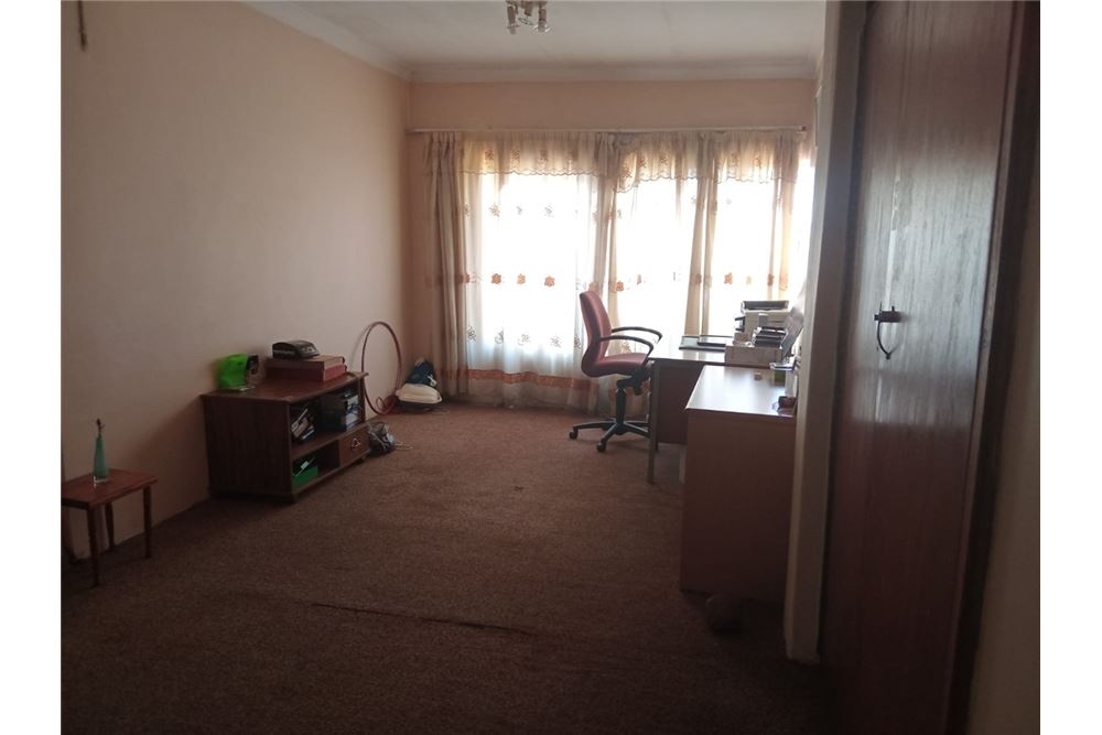 Residencial - Casa - Sinoville, Gauteng - South Africa - 18 - 1031414158-9