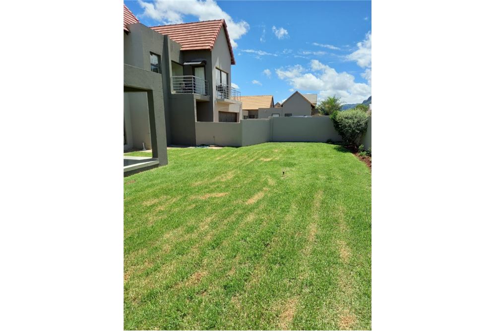 Residencial - Casa - Leloko Lifestyle and Eco Estate, North West - South Africa - 26 - 1031414112-29