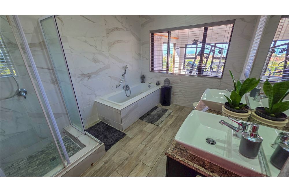 Residential - Rumah Terpisah - Uvongo, KwaZulu Natal - South Africa - 54 - 1031394021-734