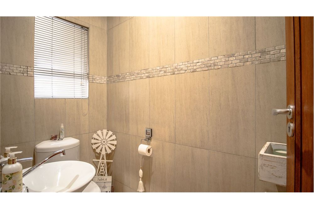 Residenziale - Casa - Magalieskruin, Gauteng - South Africa - 76 - 1031414142-43