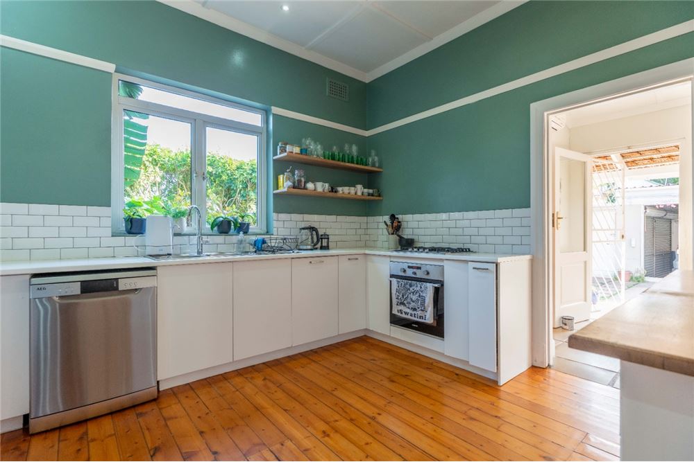 Residential - House - Glenwood, KwaZulu Natal - South Africa - 21 - 1031465109-74