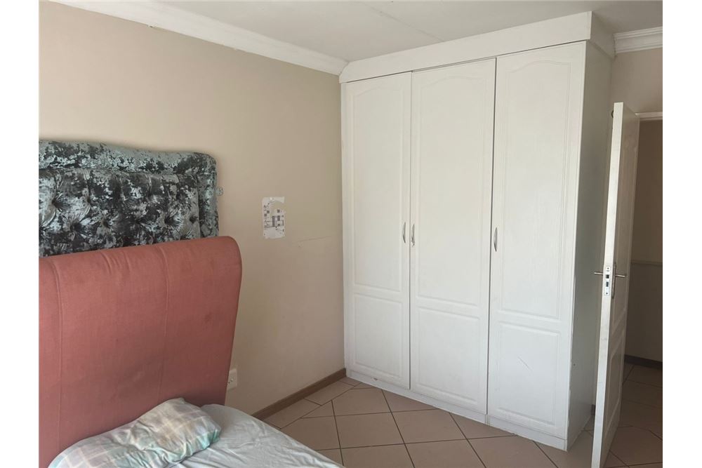 Residencial - Casa - Montana Park, Gauteng - South Africa - 25 - 1031414140-41