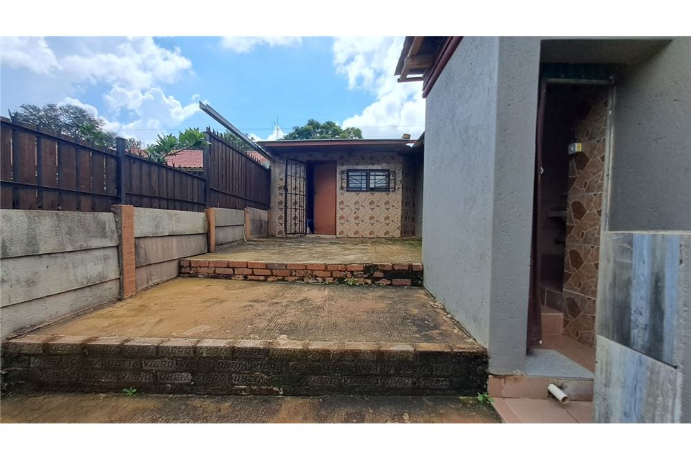 Residenziale - Casa - Danville, Gauteng - South Africa - 14 - 1031414126-28