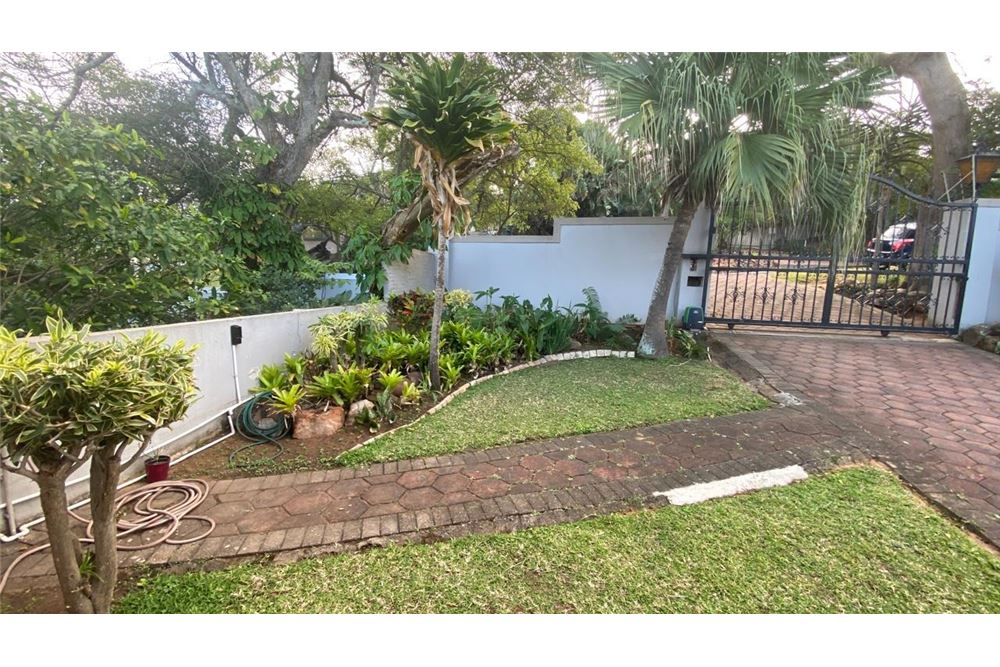 Residential - House - Umhlanga Rocks, KwaZulu Natal - South Africa - 71 - 1031465129-21