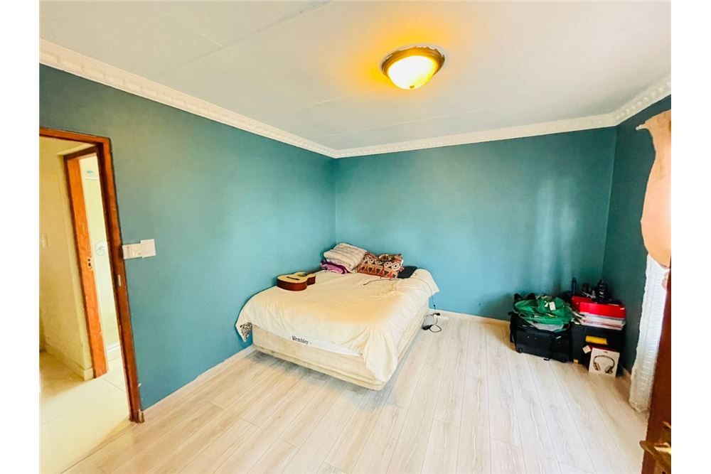 Residencial - Casa - Eersterust, Gauteng - South Africa - 24 - 1031414137-35