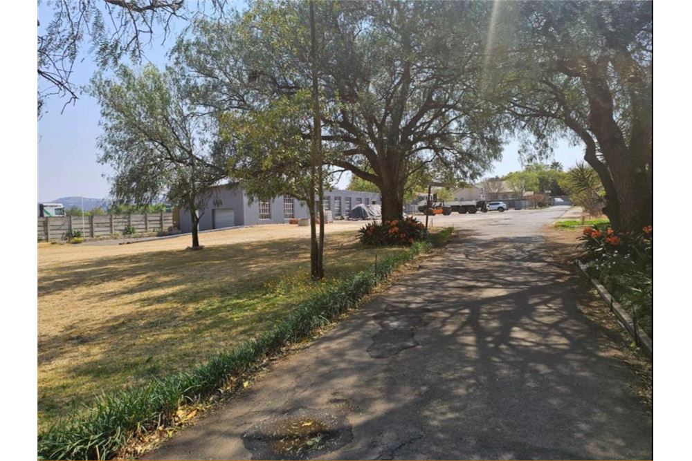 Residential - Hiša večstanovanjska - Rispark, Gauteng - South Africa - 9 - 1031421159-15