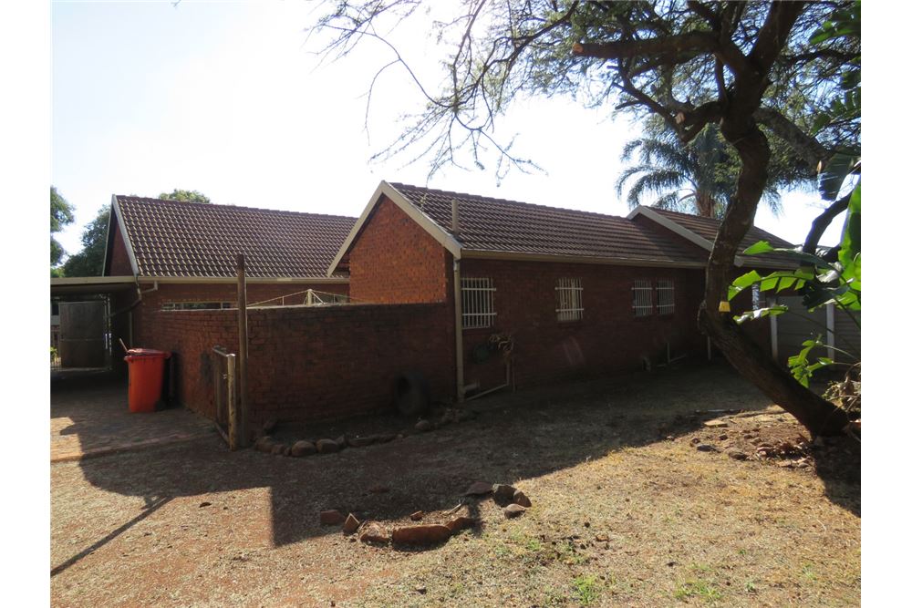 Residencial - Casa - Karenpark, Gauteng - South Africa - 4 - 1031414013-119