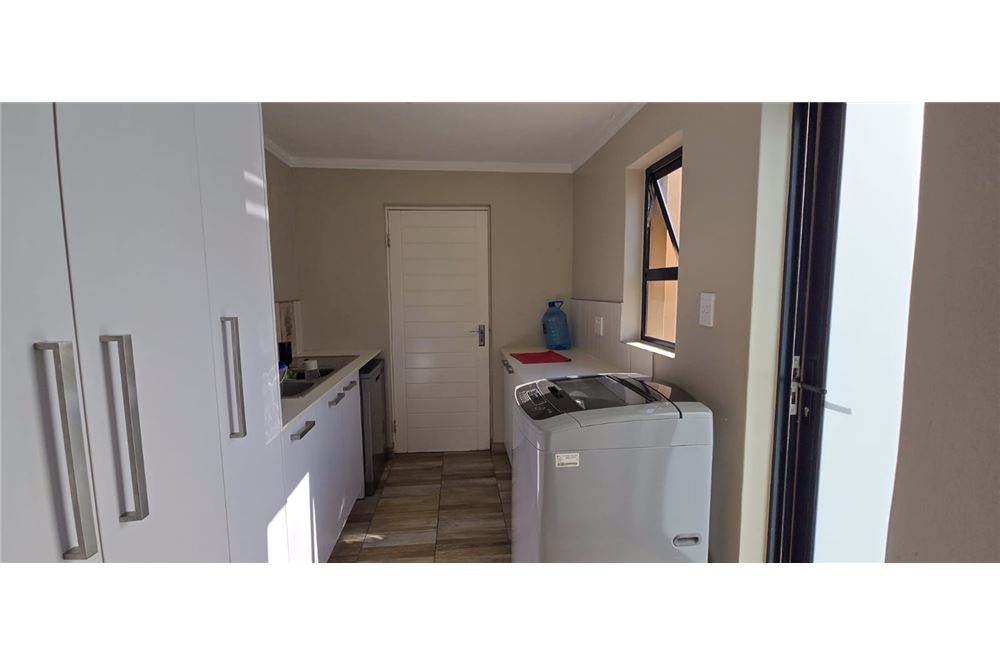 Residencial - Casa - Zambezi Manor Lifestyle Estate, Gauteng - South Africa - 10 - 1031414140-26