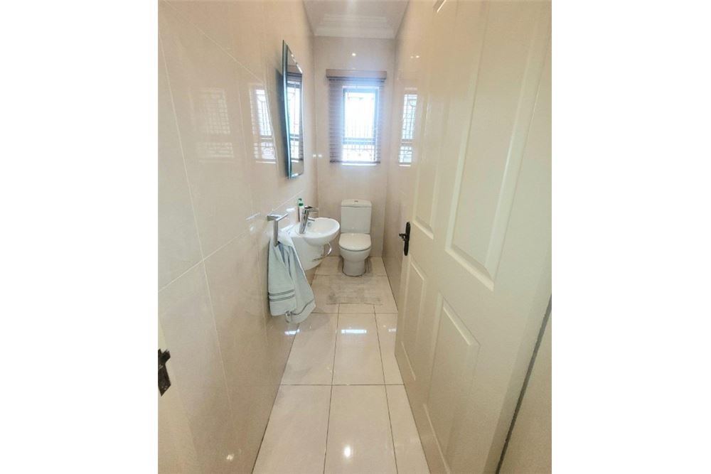 Residential - House - Westville Central, KwaZulu Natal - South Africa - 21 - 1031465038-267