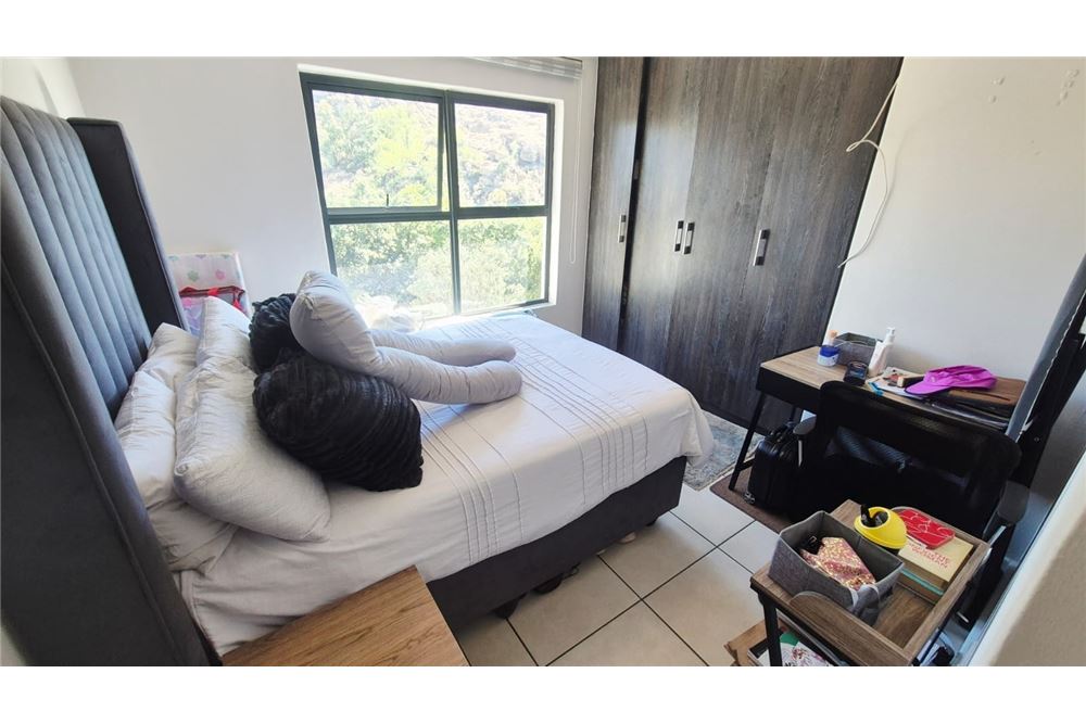 Residential - Rivitalo - Oakdene, Gauteng - South Africa - 8 - 1031421068-174