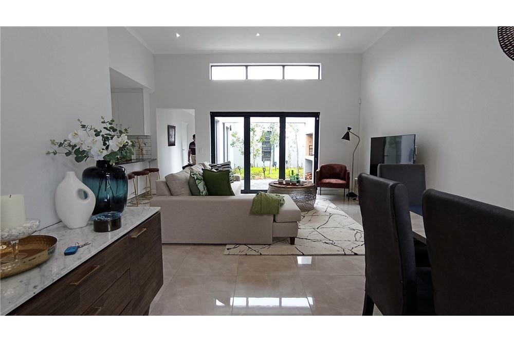 Residential - House - Sandown, Western Cape - South Africa - 12 - 1031400215-16