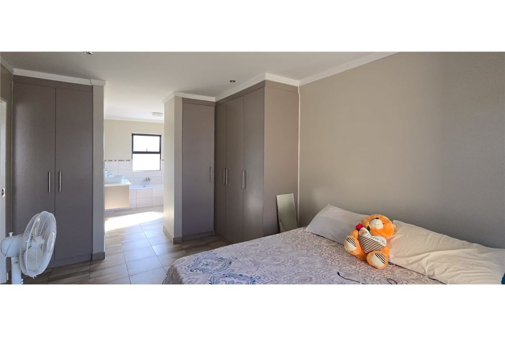 Residencial - Casa - Zambezi Manor Lifestyle Estate, Gauteng - South Africa - 12 - 1031414140-32