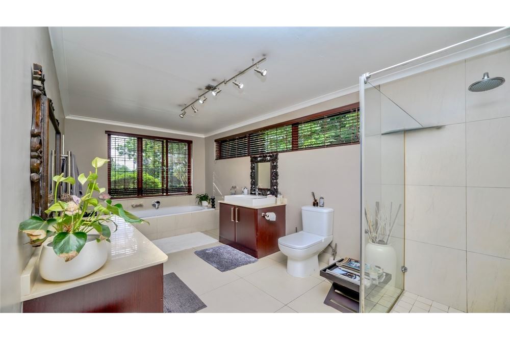 Residential - House - Durban North, KwaZulu Natal - South Africa - 25 - 1031465034-88