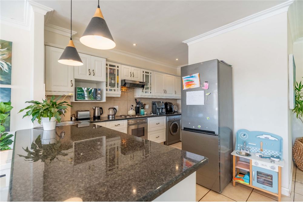 Residential - Townhouse - Mount Edgecombe Country Estate, KwaZulu Natal - South Africa - 12 - 1031465128-15