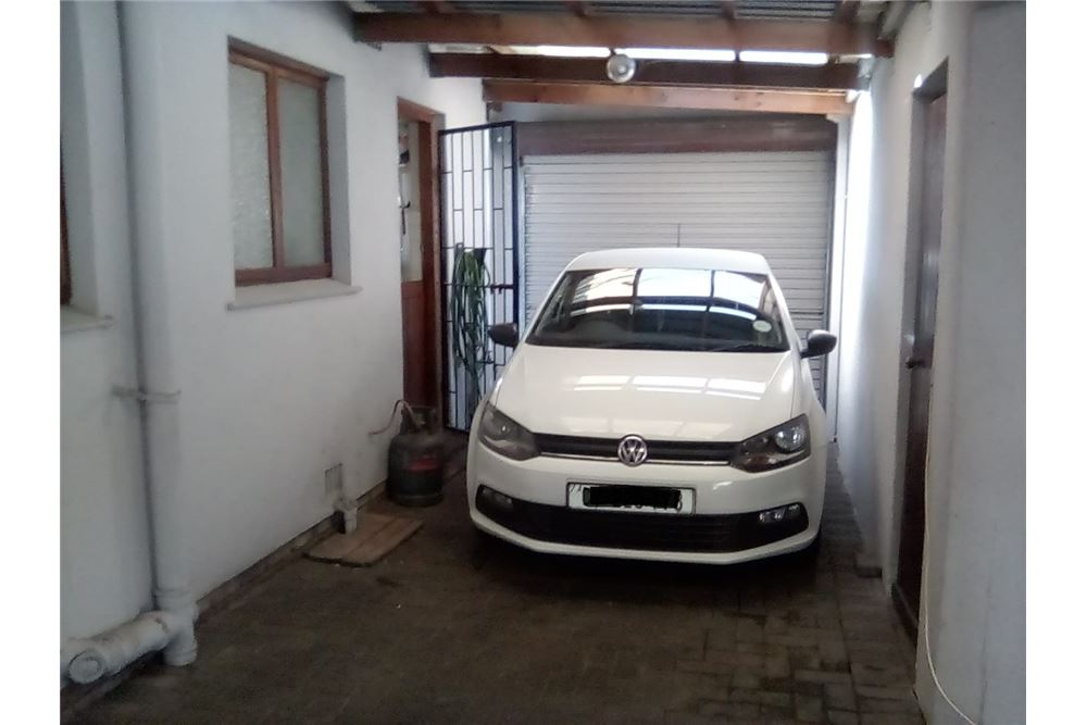 Residential - บ้านเดี่ยว - Charlesville, Western Cape - South Africa - 24 - 1031485044-39