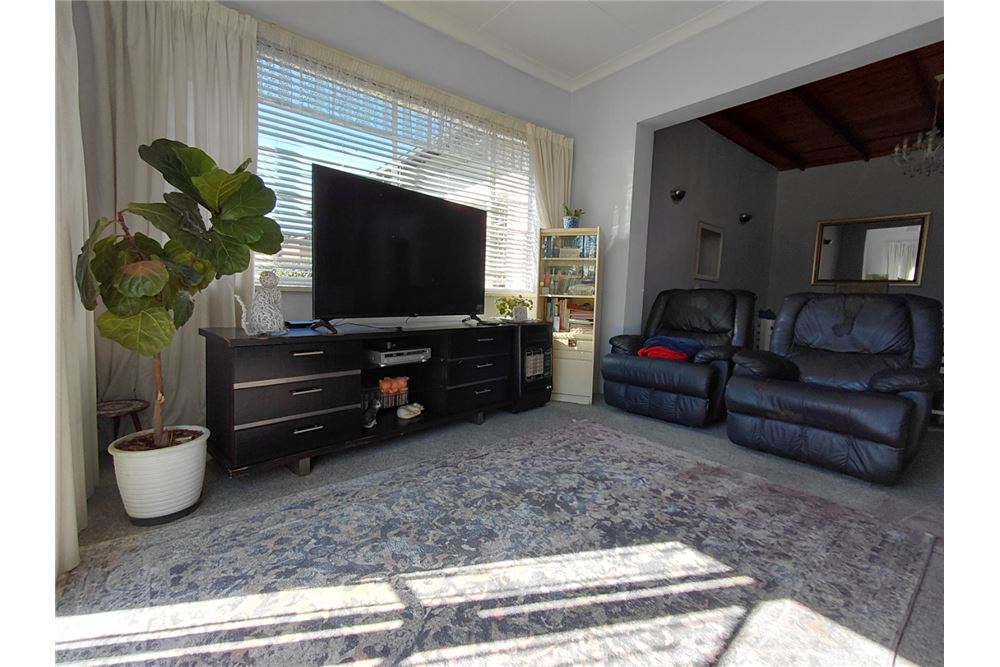באזור מגורים - בית פרטי - Delville, Gauteng - South Africa - 19 - 1031422074-66