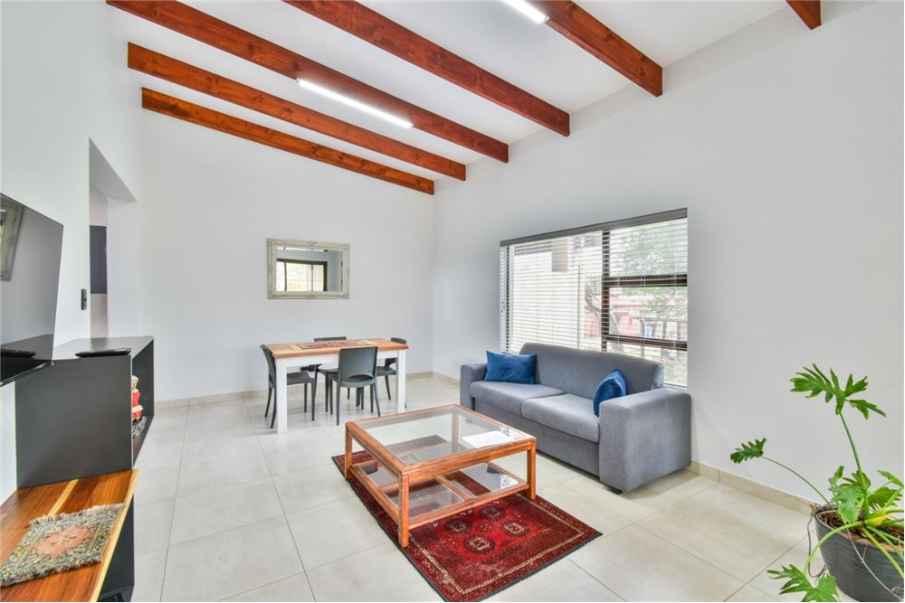 Comercial - Hostal - Kameeldrift East, Gauteng - South Africa - 59 - 1031414001-141