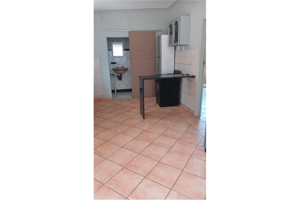 Residencial - Casa - Mountain View, Gauteng - South Africa - 31 - 1031414116-83