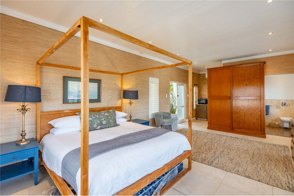 Residential - House - Umhlanga Rocks, KwaZulu Natal - South Africa - 38 - 1031465036-154