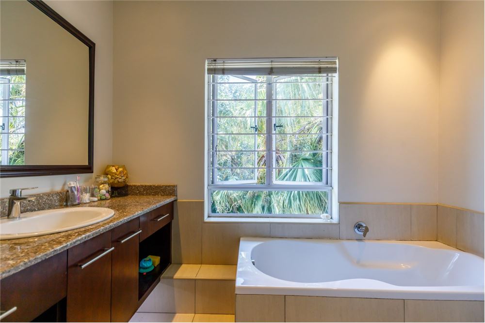 Residential - House - Durban North, KwaZulu Natal - South Africa - 30 - 1031465026-92