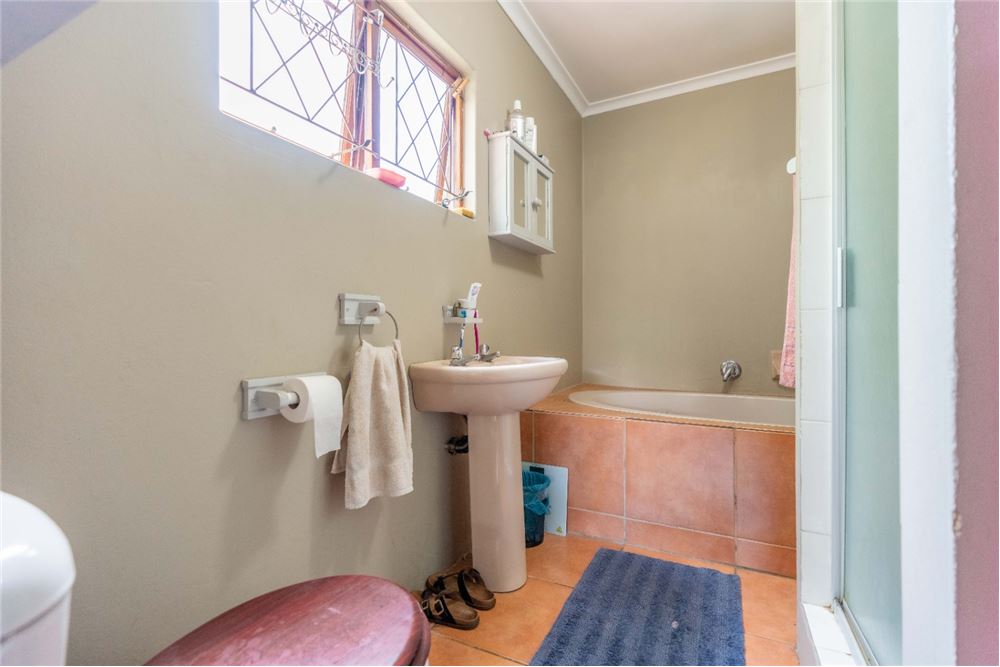 Residential - Hiša večstanovanjska - Glen hills, KwaZulu Natal - South Africa - 43 - 1031465026-87