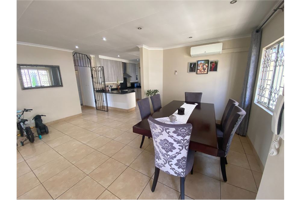 Residential - House - Somerset Park, KwaZulu Natal - South Africa - 6 - 1031465093-24