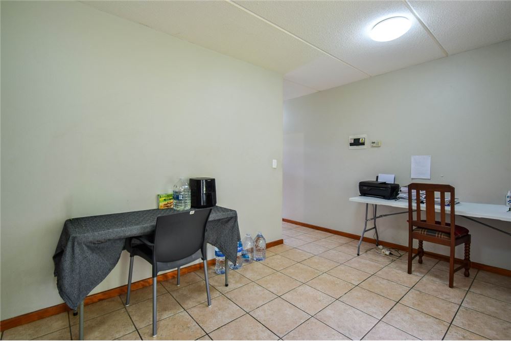 Residential - Condo/Apartment - Montana, Gauteng - South Africa - 9 - 1031414001-148