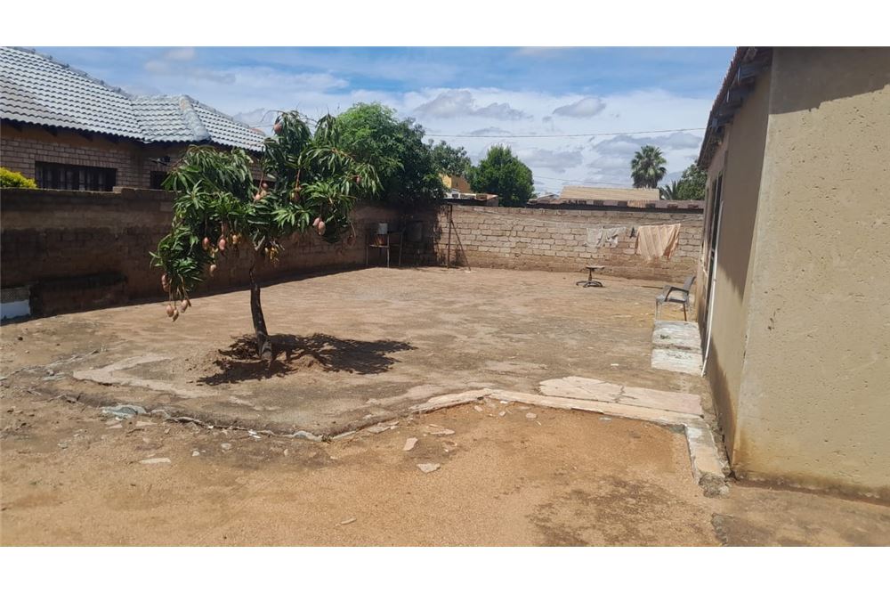 Residential - House - Soshanguve X, Gauteng - South Africa - 8 - 1031414015-771