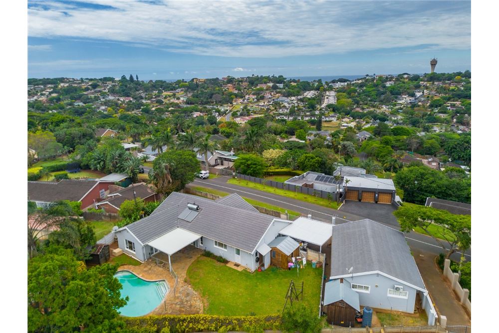 Residential - House - Glen Anil, KwaZulu Natal - South Africa - 20 - 1031465084-339