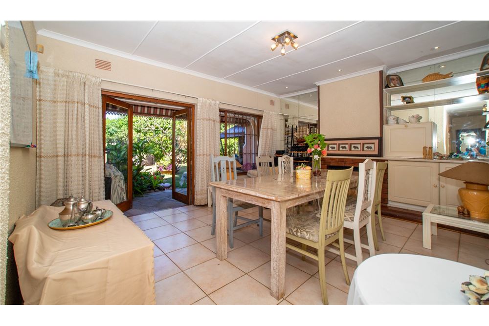 Residential - House - Umhlanga Rocks, KwaZulu Natal - South Africa - 15 - 1031465050-127