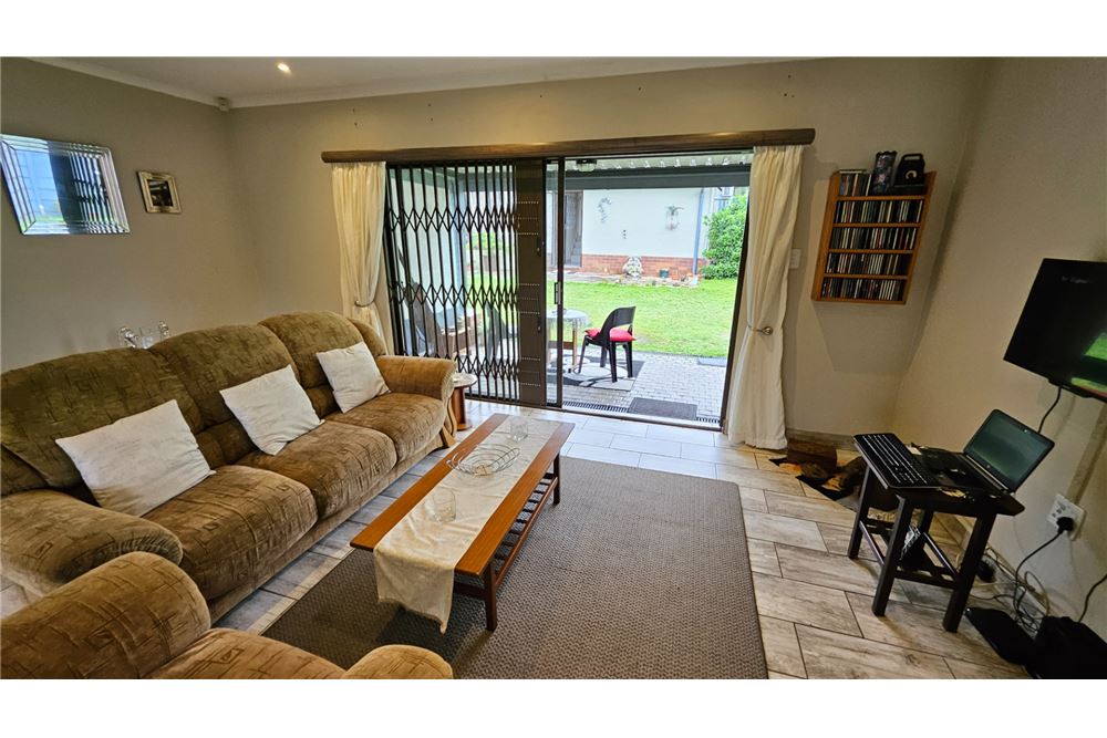 Residential - Αυτόνομη κατοικία - Hayfields, KwaZulu Natal - South Africa - 30 - 1031436004-370