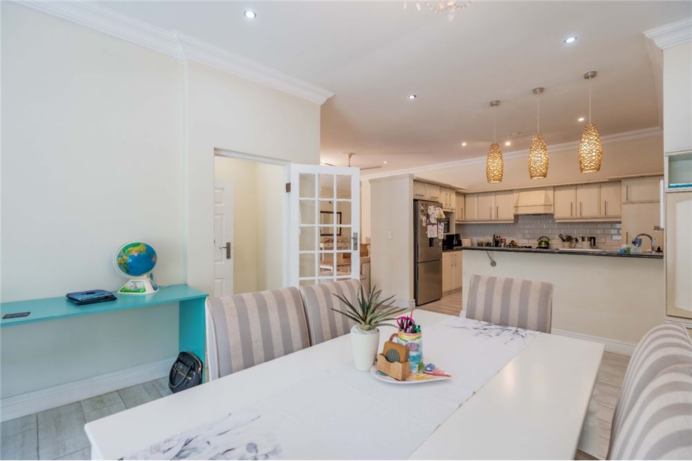 Residential - Townhouse - Mount Edgecombe Country Estate, KwaZulu Natal - South Africa - 13 - 1031465022-879